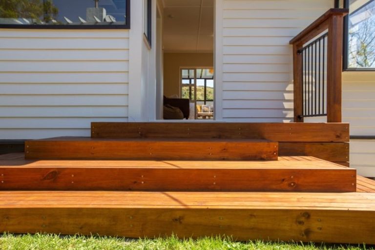 Photo of property in 7 Thompson Terrace, Toi Toi, Nelson, 7010