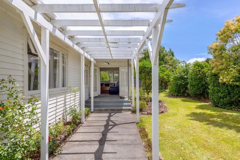 Photo of property in 40 Reading Street, Greytown, 5712