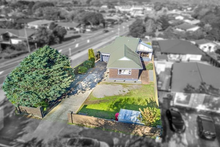 Photo of property in 50 Walton Road, Paraparaumu Beach, Paraparaumu, 5032