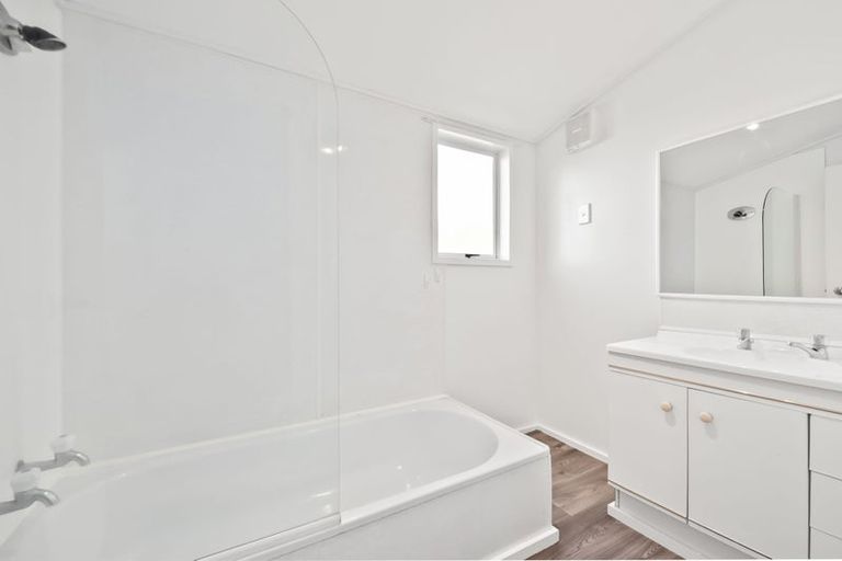 Photo of property in 3 Tasman Road, Otaki Beach, Otaki, 5512