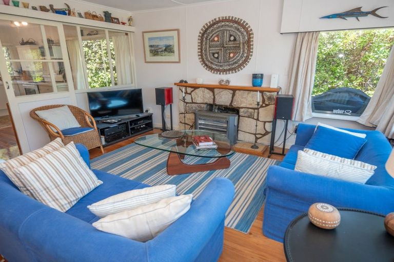 Photo of property in 22 Kupe Road, Coopers Beach, 0420