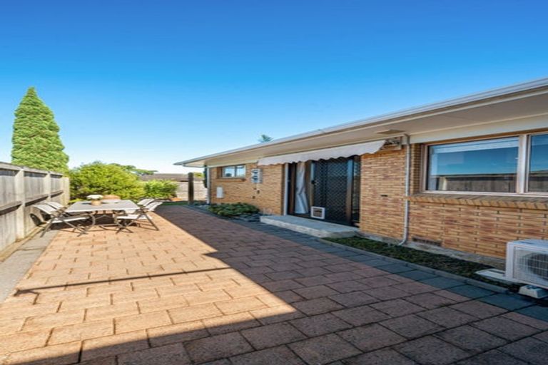 Photo of property in 1/78 Prince Regent Drive, Half Moon Bay, Auckland, 2012