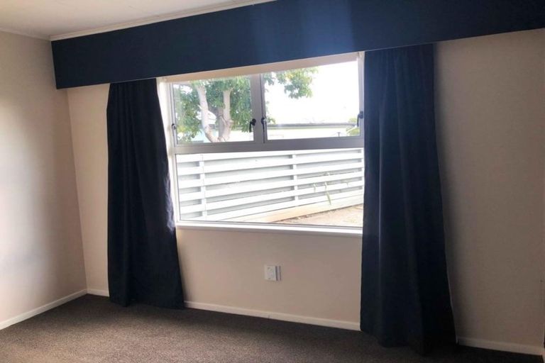 Photo of property in 15 Rochester Street, Tamatea, Napier, 4112