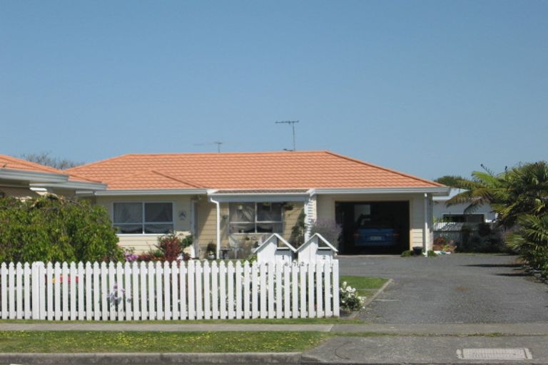 Photo of property in 2/672 Aberdeen Road, Te Hapara, Gisborne, 4010