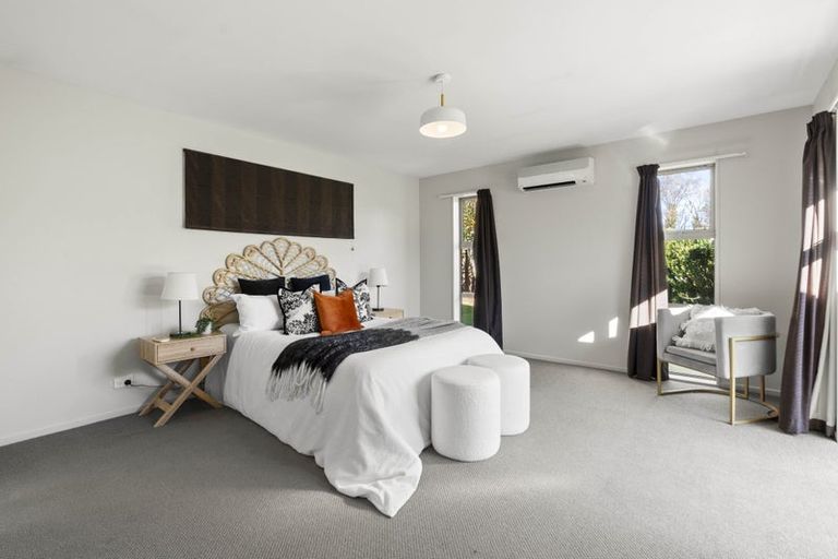 Photo of property in 31 Mokihi Gardens, Hillmorton, Christchurch, 8024