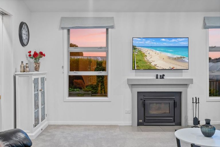 Photo of property in 11 Majestic Chance, Seaward Bush, Invercargill, 9812