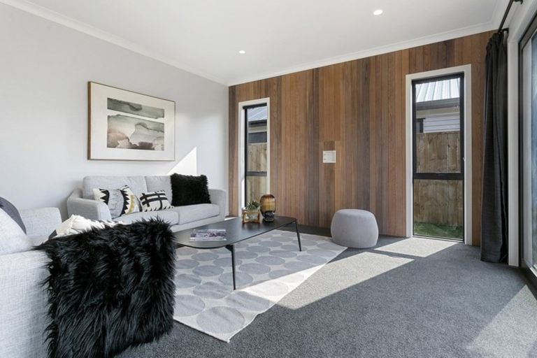 Photo of property in 3/213 Thornton Road, Cambridge, 3434