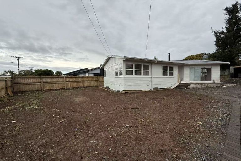 Photo of property in 3 Oregon Place, Papakura, 2110