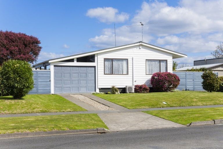 Photo of property in 48 Andrew Street, Elgin, Gisborne, 4010