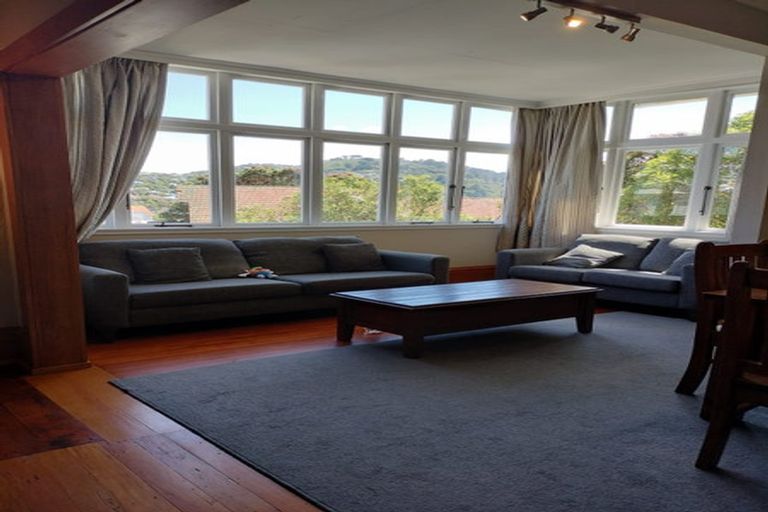 Photo of property in 21 Saint Michaels Crescent, Kelburn, Wellington, 6012