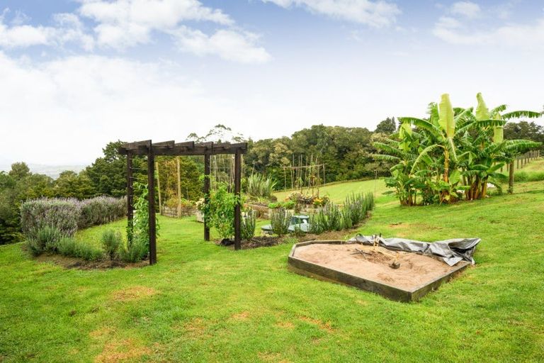 Photo of property in 114 Pigs Head Road, Whakapara, Hikurangi, 0184