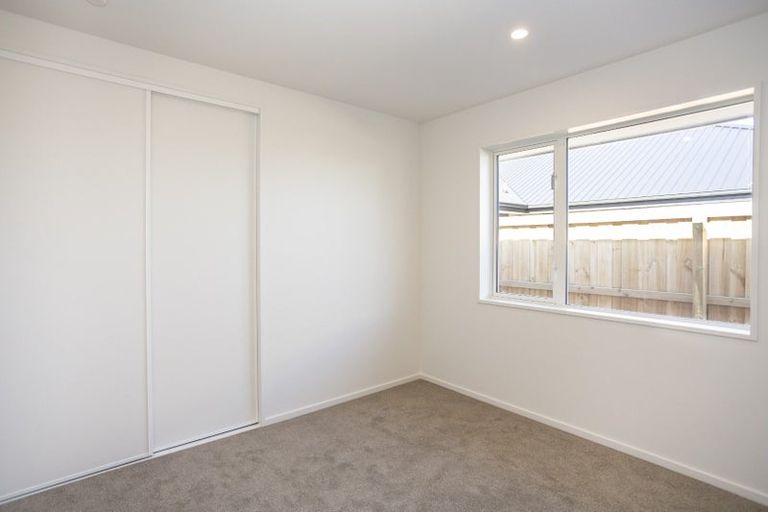 Photo of property in 28 Podocarp Drive, Halswell, 8025