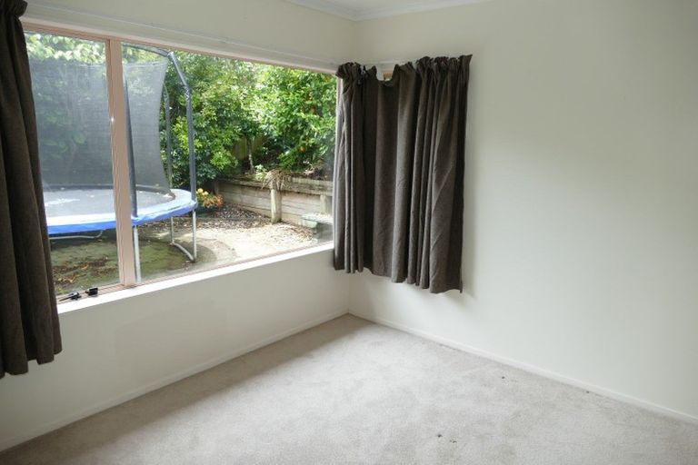 Photo of property in 52 Meadowland Drive, Somerville, Auckland, 2014