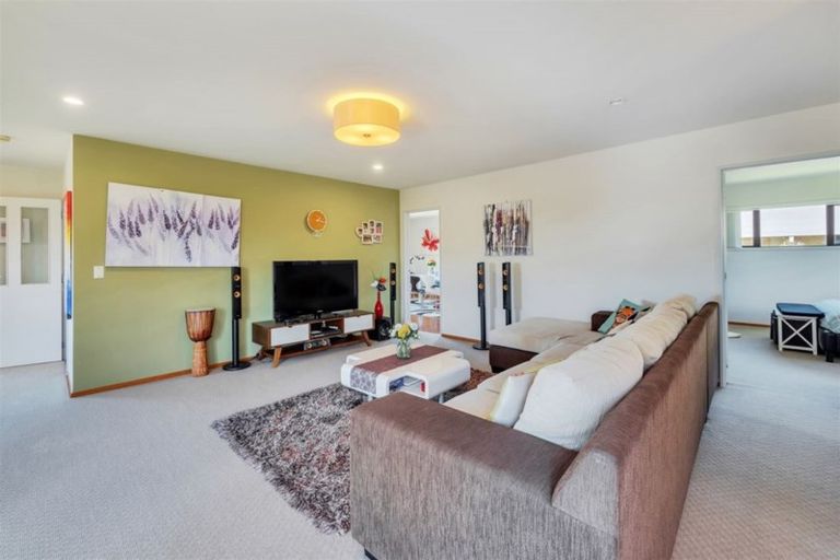 Photo of property in 7 San Lorenzo Rise, Henderson, Auckland, 0612