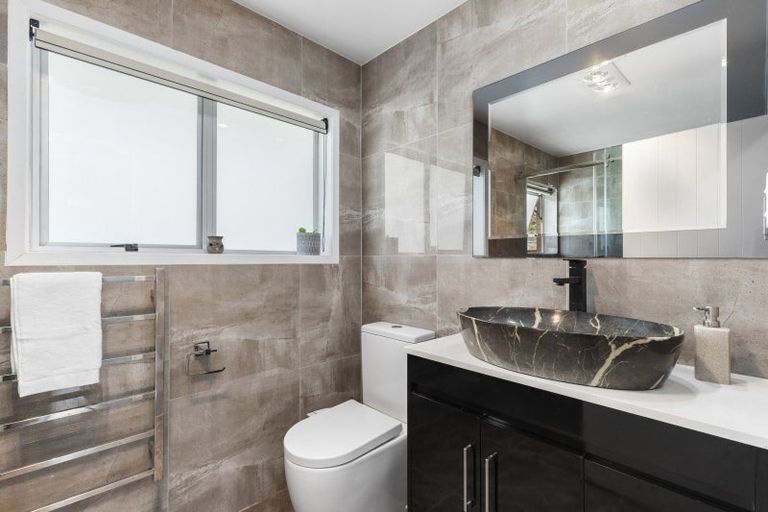 Photo of property in 2/15 Vivian Wilson Drive, Eastern Beach, Auckland, 2012