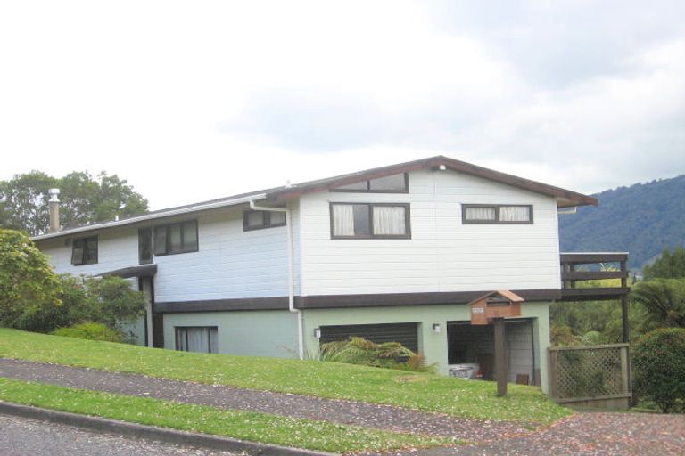 Photo of property in 11 Westbourne Avenue, Pomare, Rotorua, 3015