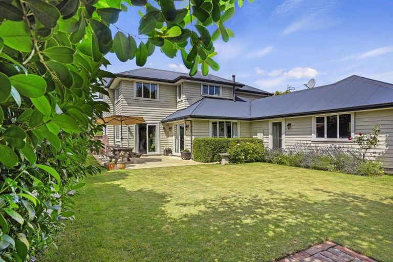 Photo of property in 20 Taunton Place, Rangiora, 7400