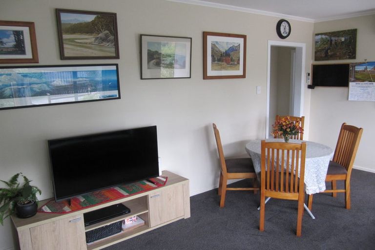 Photo of property in 31a Constable Road, Waiuku, 2123