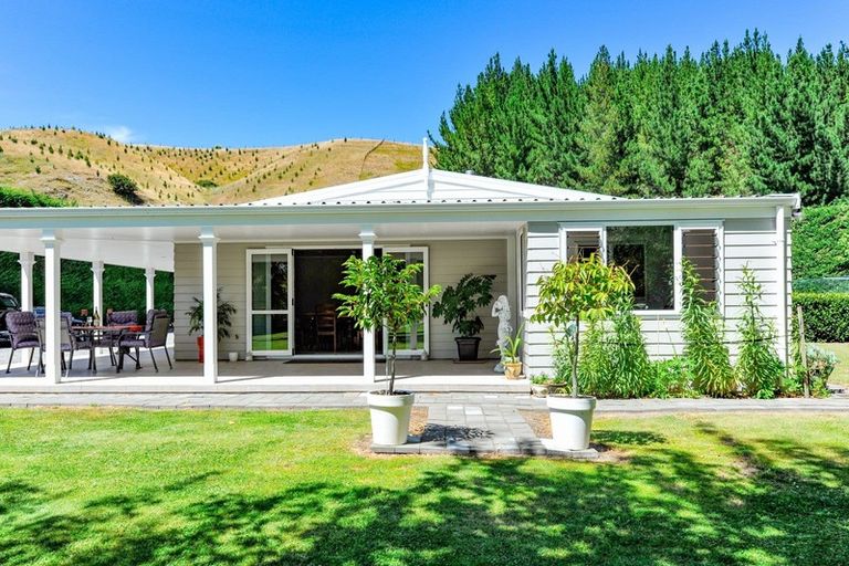 Photo of property in 3675 State Highway 50, Maraekakaho, Hastings, 4171