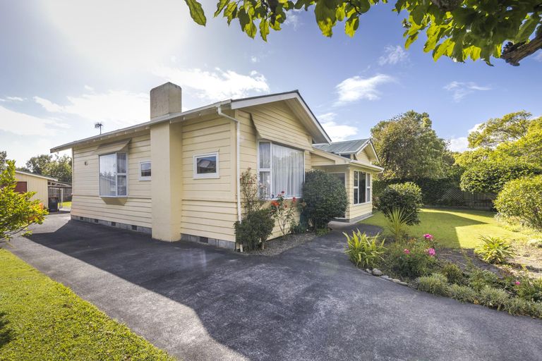 Photo of property in 7 Moerangi Street, West End, Palmerston North, 4410
