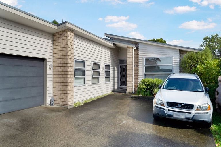 Photo of property in 79 Westgate Drive, Massey, Auckland, 0614
