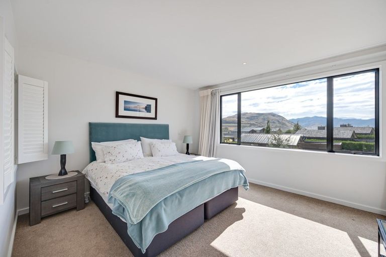 Photo of property in 37 Mcadam Drive, Jacks Point, Queenstown, 9371