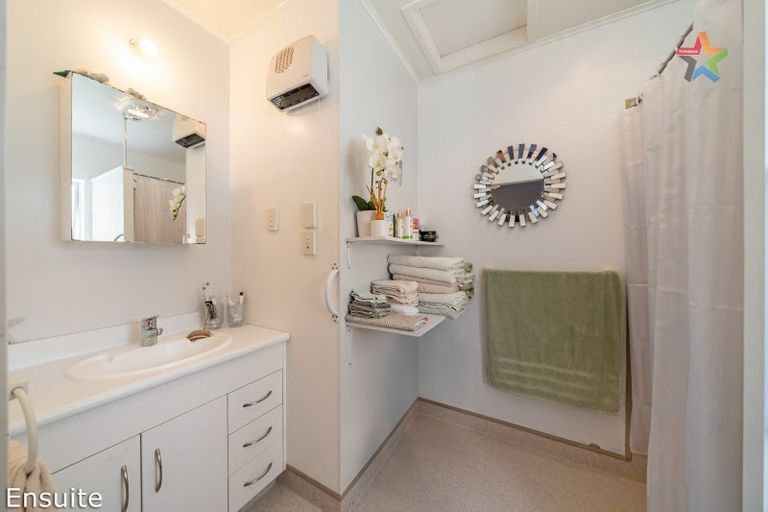 Photo of property in 7 Hine Road, Wainuiomata, Lower Hutt, 5014