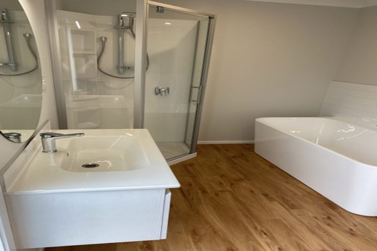 Photo of property in 9 Desert Gold Lane, Wallaceville, Upper Hutt, 5018