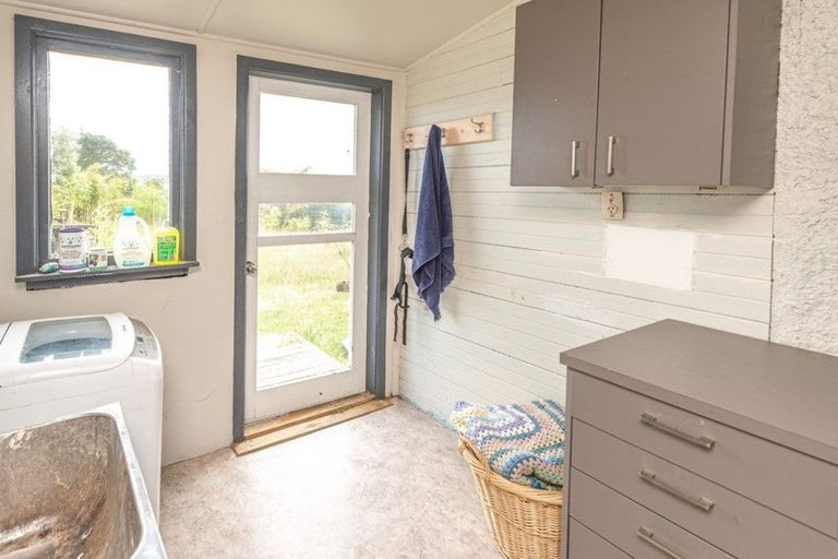 Photo of property in 157 Cornfoot Street, Castlecliff, Whanganui, 4501