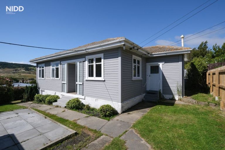Photo of property in 6 Scotland Terrace, Green Island, Dunedin, 9018