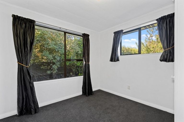 Photo of property in 1/131b Mcfaddens Road, St Albans, Christchurch, 8052
