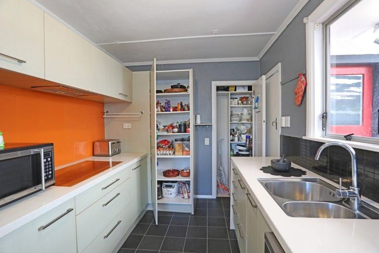 Photo of property in 23 Leeds Street, Milson, Palmerston North, 4414
