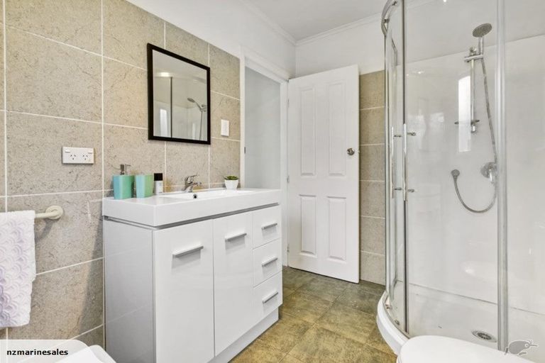 Photo of property in 36 Portman Road, Mount Wellington, Auckland, 1060