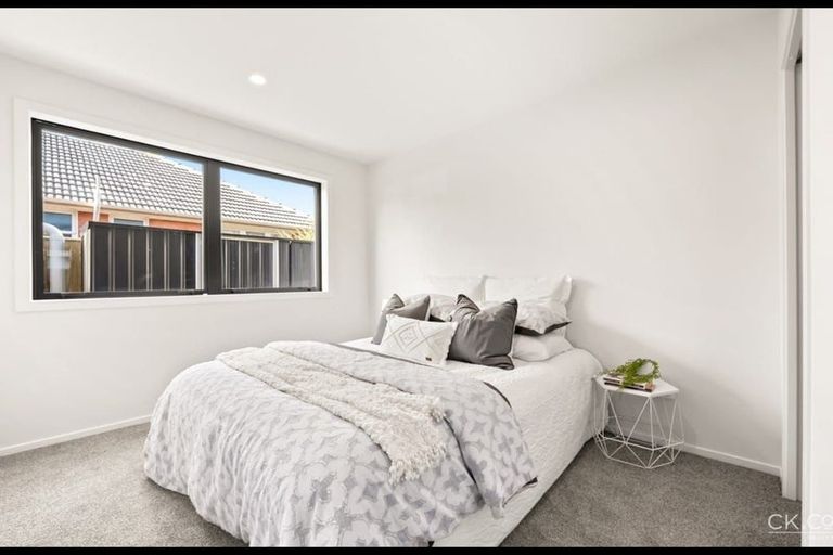 Photo of property in 22c Palmer Crescent, Silverstream, Upper Hutt, 5019