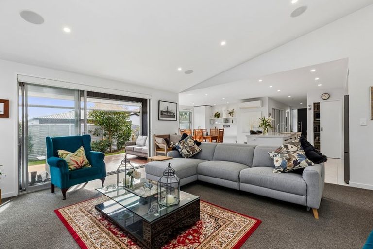 Photo of property in 31 Saint Pauls Drive, Brookfield, Tauranga, 3110