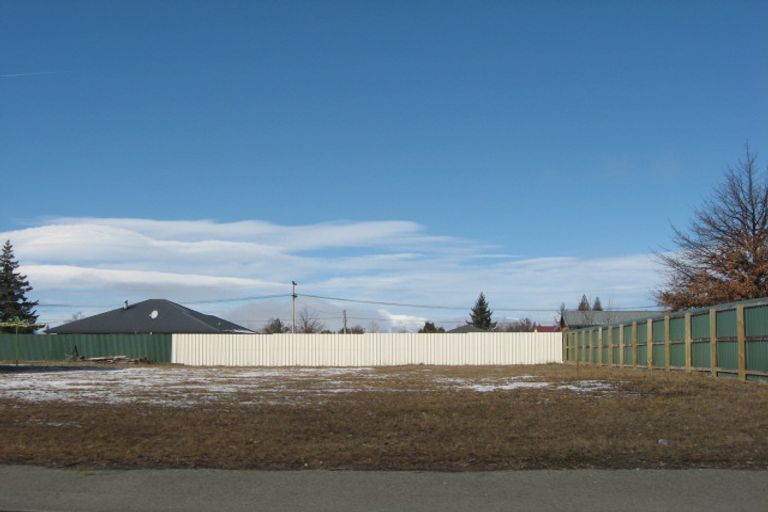Photo of property in 60 Totara Drive, Twizel, 7901