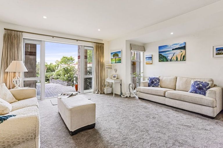 Photo of property in 10 Waterford Avenue, Northwood, Christchurch, 8051