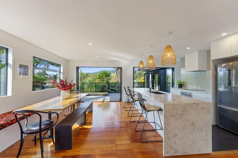 Photo of property in 7 Dale Road, Raumati South, Paraparaumu, 5032