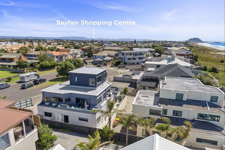 Photo of property in 26a Sunbrae Grove, Mount Maunganui, 3116