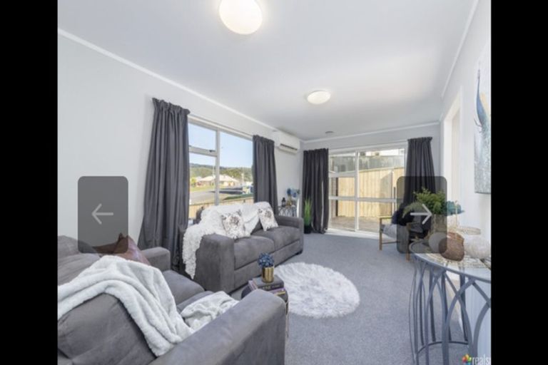 Photo of property in 118 Norana Road, Timberlea, Upper Hutt, 5018