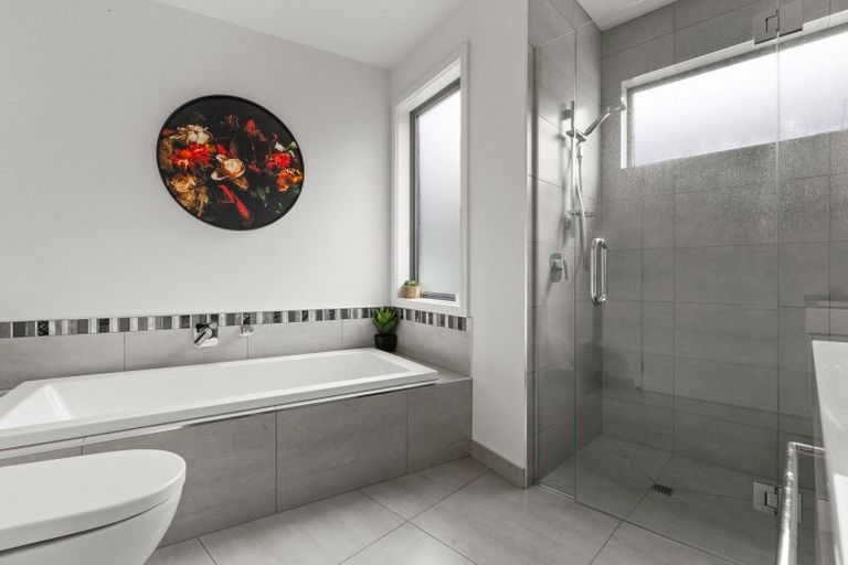 Photo of property in 19 Esk View Road, Eskdale, Napier, 4182