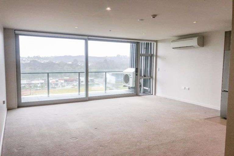 Photo of property in 604/27 Don Mckinnon Drive, Albany, Auckland, 0632