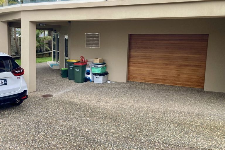 Photo of property in 88a Picasso Drive, West Harbour, Auckland, 0618