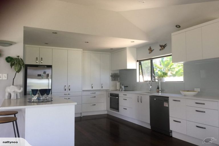 Photo of property in 9a Beach Haven Road, Beach Haven, Auckland, 0626