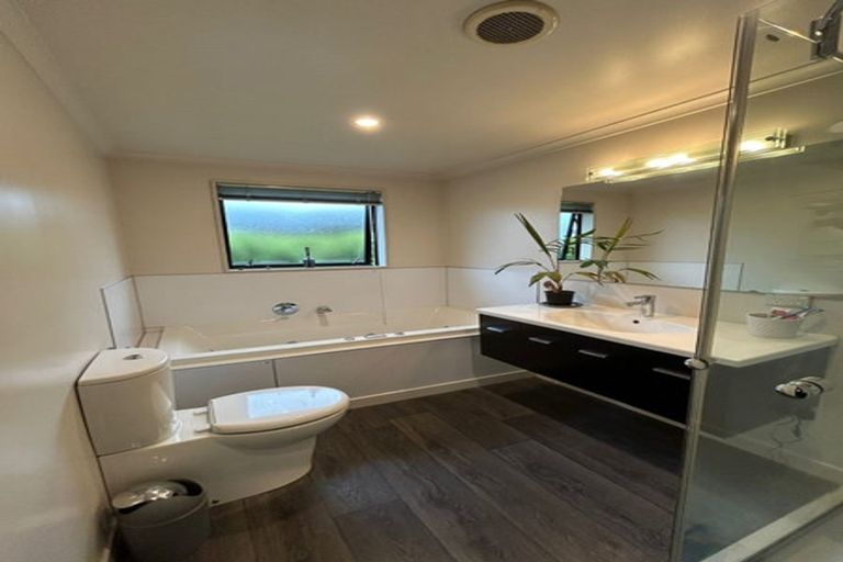 Photo of property in 6 Ash Avenue, Albert Town, Wanaka, 9305