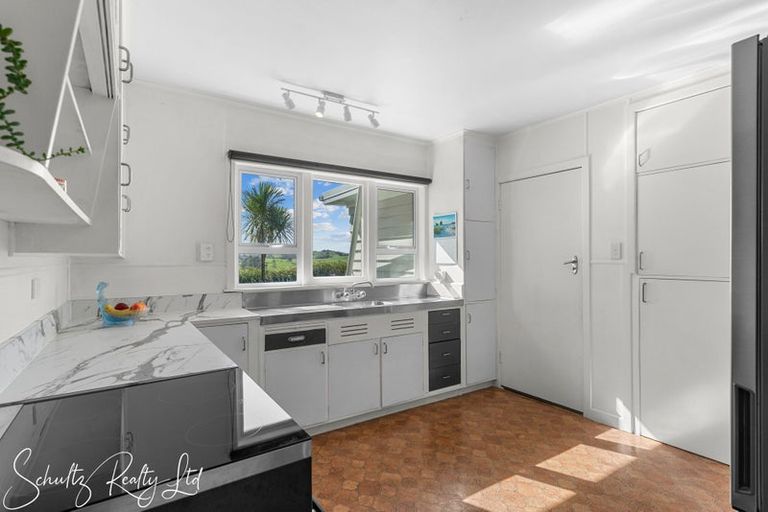 Photo of property in 69 Marohemo Road, Maungaturoto, 0583