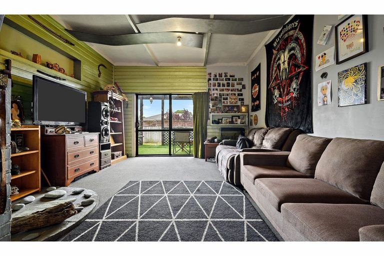 Photo of property in 1/28 Hay Street, Bromley, Christchurch, 8062