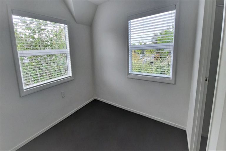 Photo of property in 2 Perry Street, Papanui, Christchurch, 8053