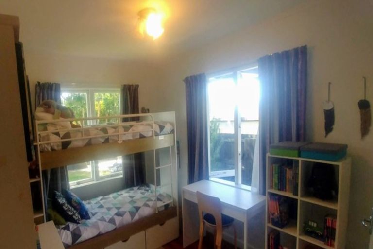 Photo of property in 23 Mcintyre Road, Mangere Bridge, Auckland, 2022