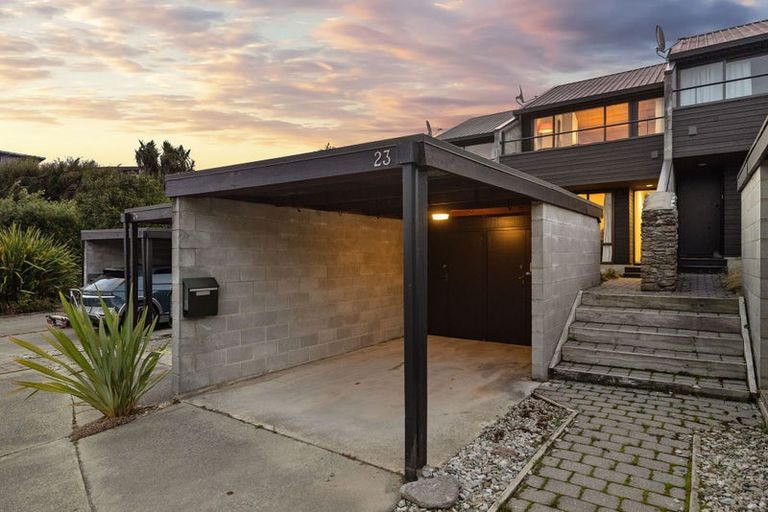 Photo of property in Alpine Meadows Apartments, 135w Fernhill Road, Fernhill, Queenstown, 9300